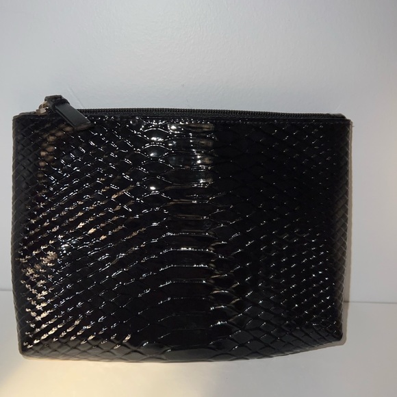 Victoria’s Secret Cosmetics Pouch faux snake skin - Picture 2 of 5